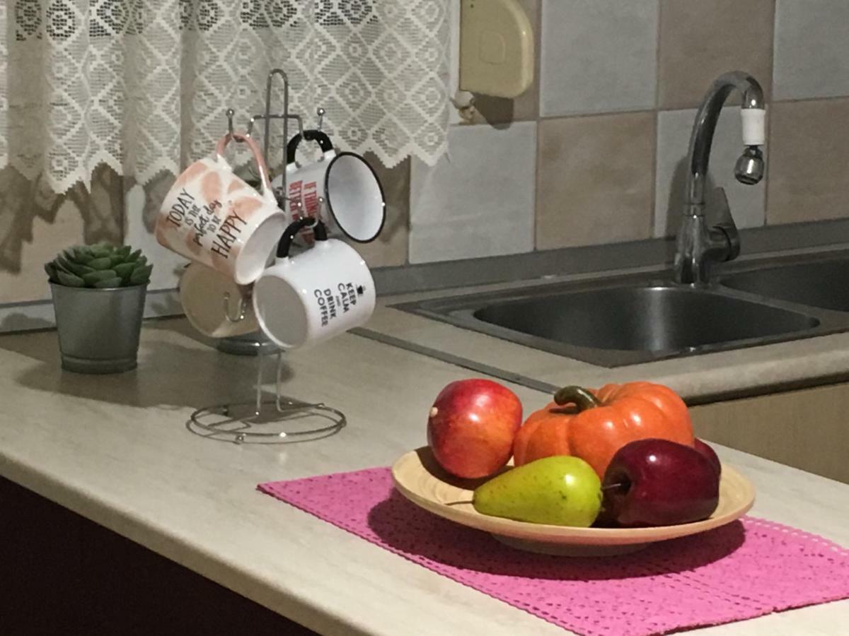 Cozy And Quiet Mini City Apartment Tríkala Екстериор снимка