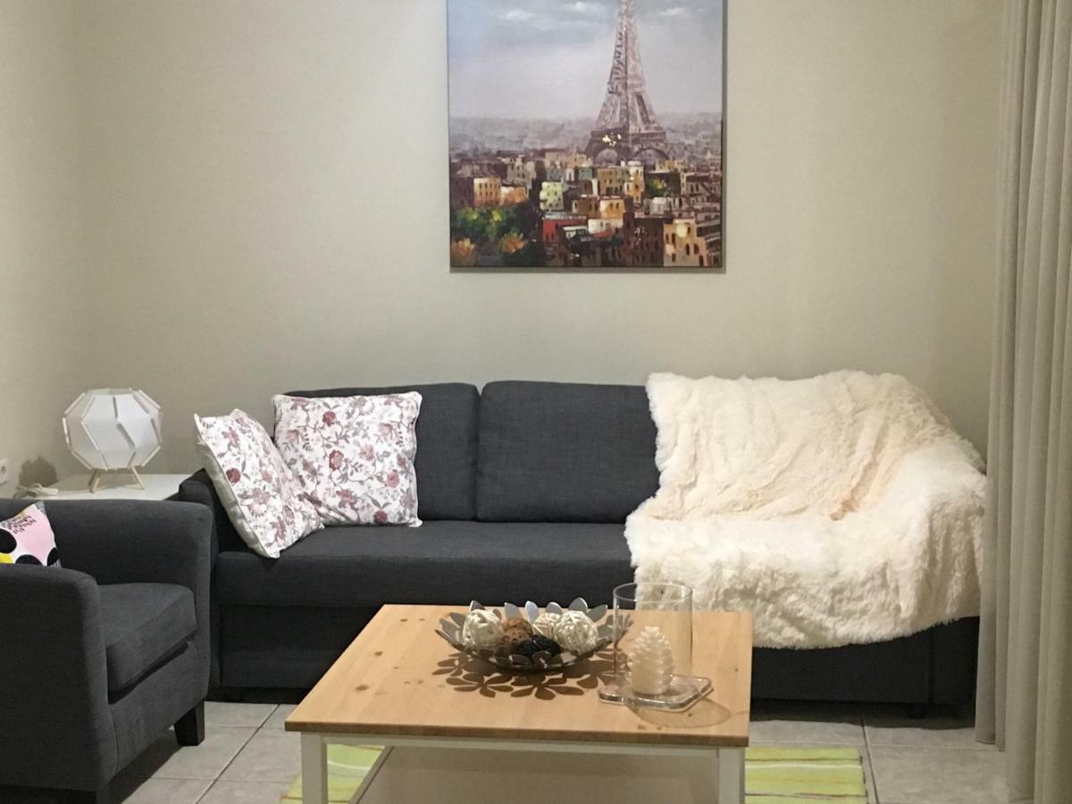 Cozy And Quiet Mini City Apartment Tríkala Екстериор снимка