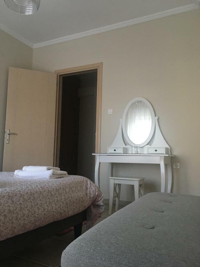 Cozy And Quiet Mini City Apartment Tríkala Екстериор снимка